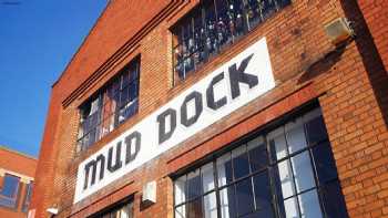 Mud Dock Café