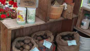 MulberryLane Greenhouse, Kitchen And Farm Market