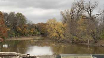 Cottonwood Falls River - Walking Bridge