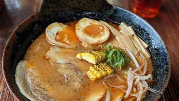 Hakata Ramen + Bar