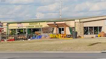 Earl May Garden Center