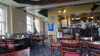 The Central Bar - JD Wetherspoon