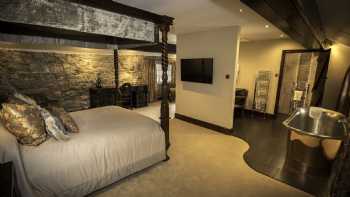 The Bear Hotel, Crickhowell