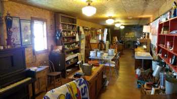 Emma Creeks Antiques