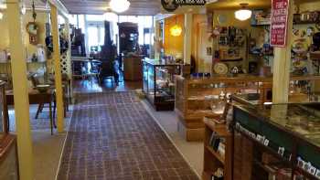 Emma Creeks Antiques