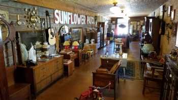 Emma Creeks Antiques