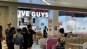 Five Guys Lakeside