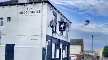 The Tom Treddlehoyle Inn