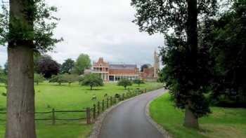 Stanbrook Abbey Hotel