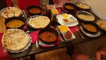 Delhi Spice Indian Restaurant & Takeaway