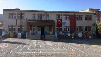 Cumhuriyet İlkokulu