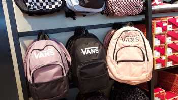 VANS Outlet Bridgend