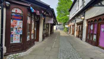 Blackhall Shopping Yard Kendal