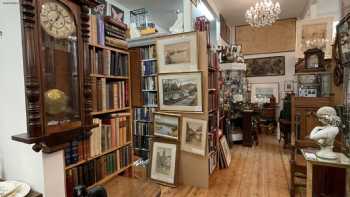 Cullen Antiques Centre