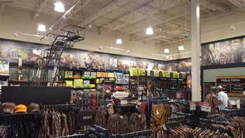 DICK'S Sporting Goods