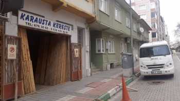 Karausta Kereste