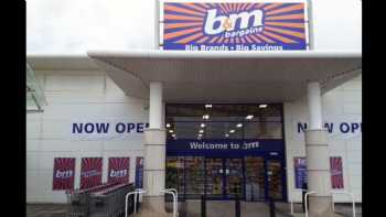 B&M Store