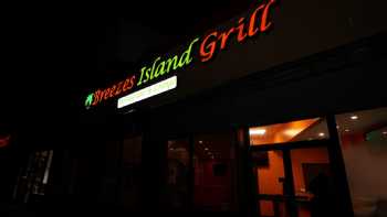 Breezes Island Grill Restaurant & Lounge