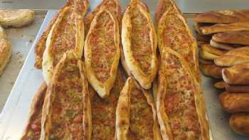 Sah Pide Borek Pizza