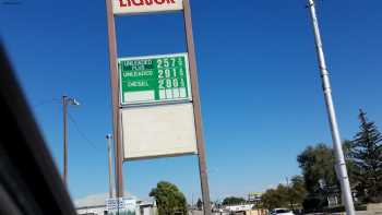 Sinclair Liquor Mart