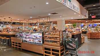 Foodland Farms Ala Moana