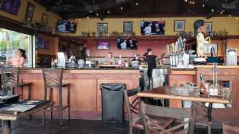 Humpy's Big Island Alehouse