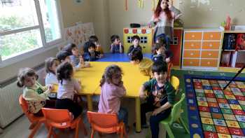 Uluslararası Montessori Vakfı Kreş Anasınıfı