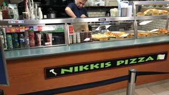 Nikki's Pizza