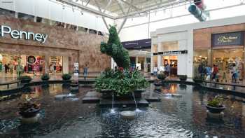 Mall St. Matthews