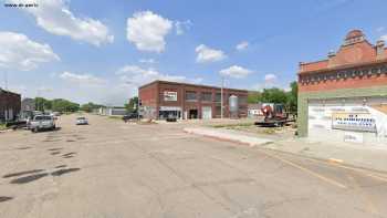 Community Feed & Seed Store