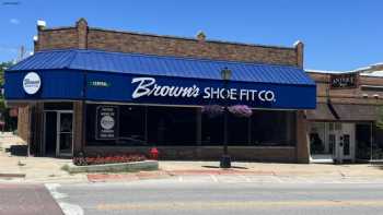 Brown's Shoe Fit Co