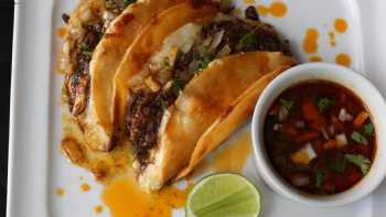 Tacos De Birria Estilo Guadalajara