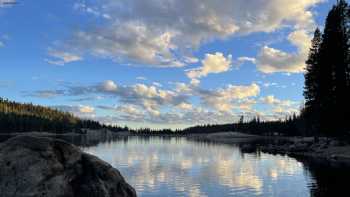 Lake Alpine Lodge