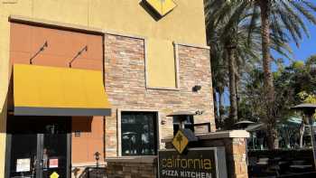 California Pizza Kitchen at Anaheim Garden Walk