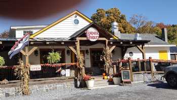 Bonnie and Clyde's Corner Market