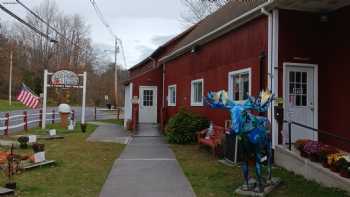 Apple Barn Country Bake Shop