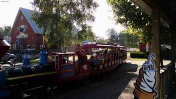 Quechee Gorge Village