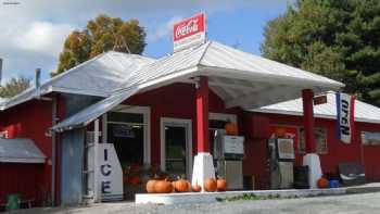 WEST ENOSBURG COUNTRY STORE