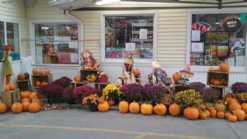 Keeler's Bay Variety Store Inc & State Liquor Store