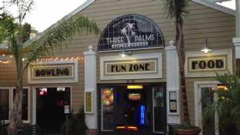 Three Palms Avalon Arcade