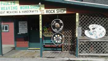 Paula's Rock Shop & Weaving Workshop