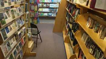 Bear Pond Books Store