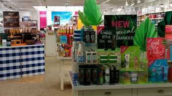 Bath & Body Works