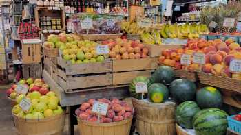 Woodstock Farmers Market, Waterbury