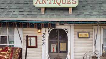 Millie's Antiques