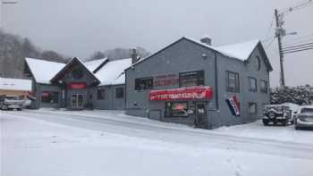 Totem Pole Ski Shop