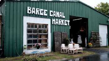 Barge Canal Market