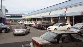 Kamehameha Shopping Center