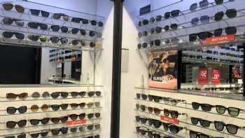 Sunglass Hut