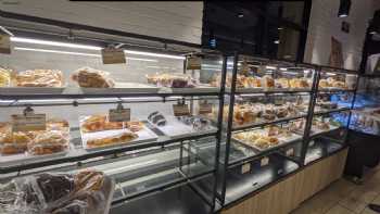 85°C Bakery Cafe - Claremont